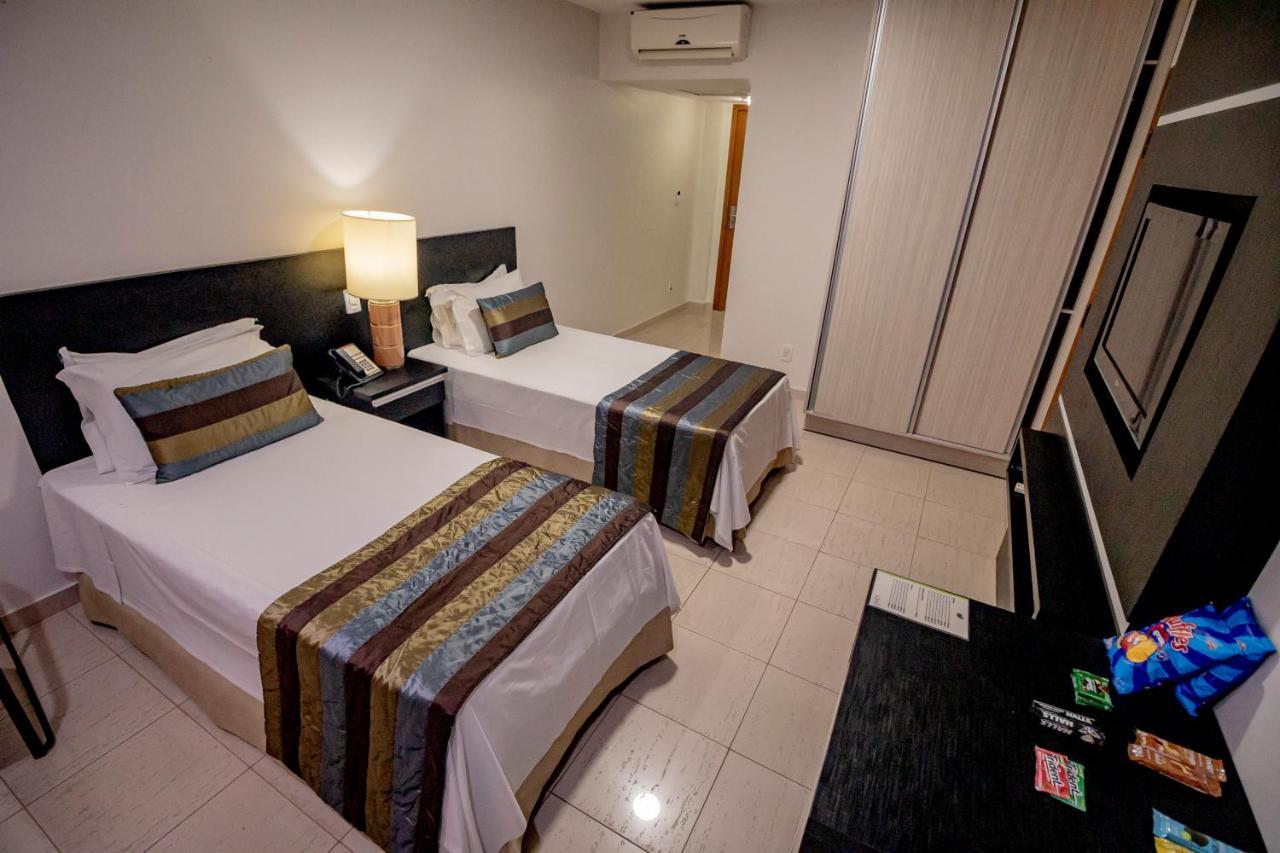 Like Ue Hotel Goiânia Buitenkant foto