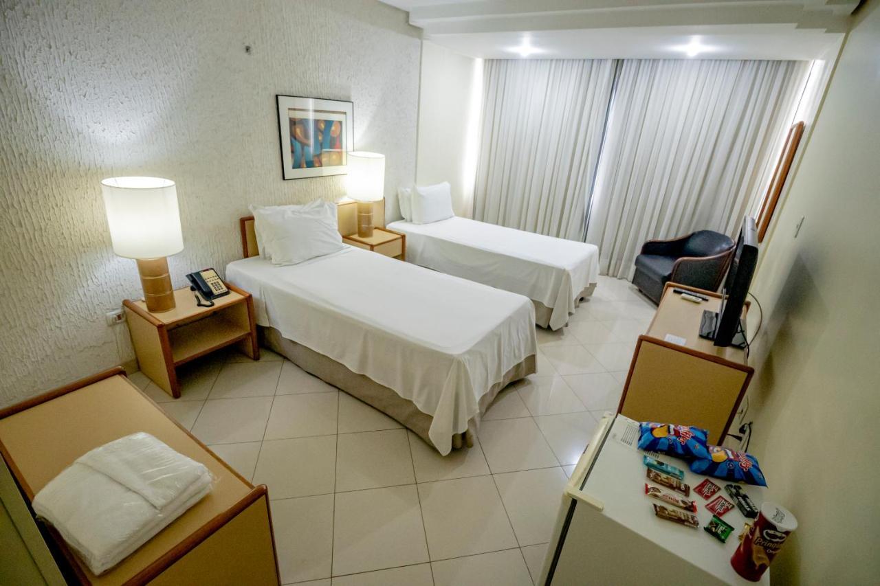 Like Ue Hotel Goiânia Buitenkant foto